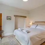 5 Bed In Oc-w28415 *