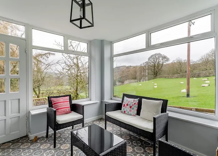 5 Bed In Oc-w28415 Vakantiehuis